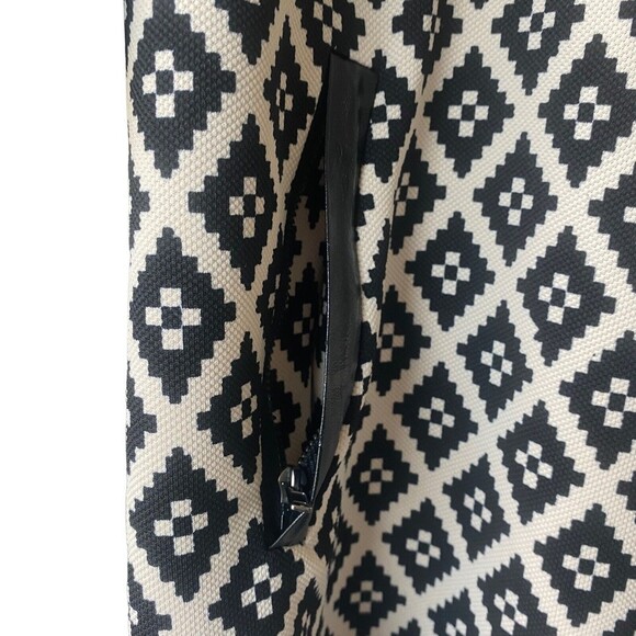 THML Dress Womens Medium Black Cream Midi Knit 3/4 Sleeve Textured Print Ladies - Picture 3 of 16